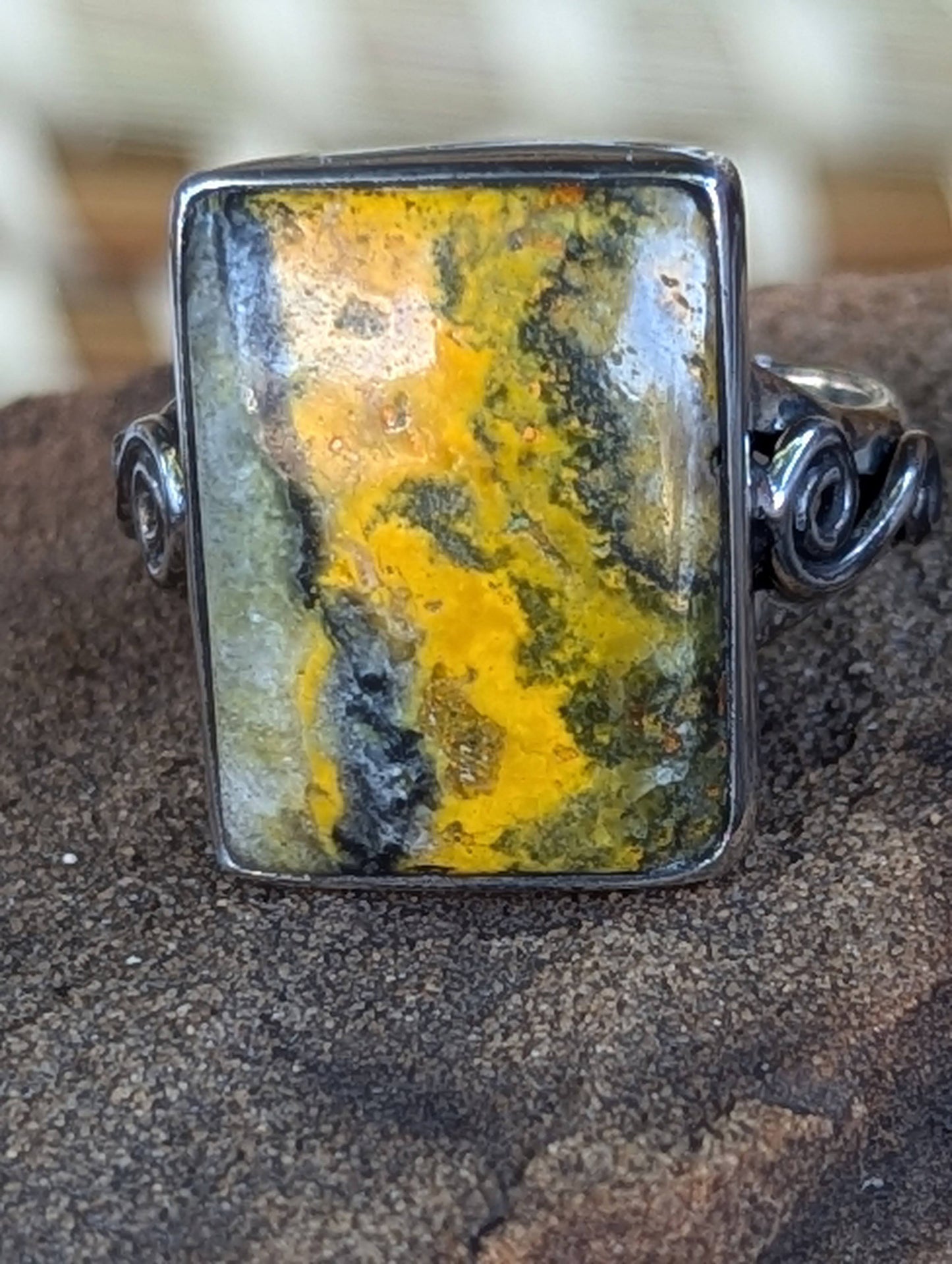 Bumblebee Jasper SQ Ring Front